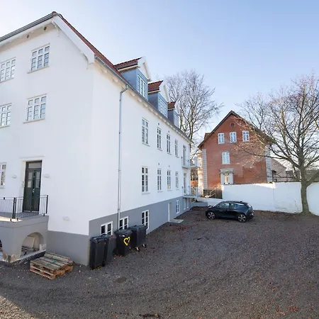Aday - 2 Bedroom With Modern Kitchen And Free Parking Ålborg Eksteriør bilde